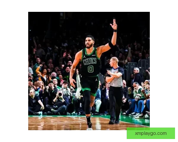 布朗晃飞亚历山大微笑回敬 战胜雷霆激励塔图姆士气